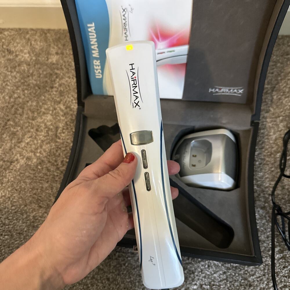 HairMax Premium Lux 9 LaserComb Hair Growth Laser Light Device - Picture 5 of 6